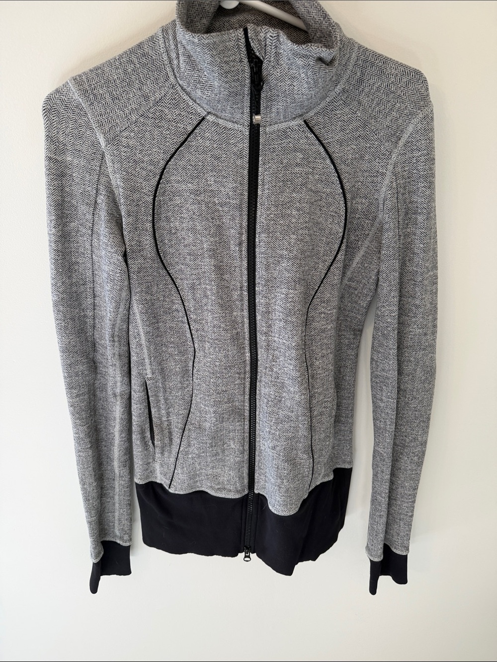 lululemon athletica Women's Heather Gray Zip-Up Bomber Jacket with Black Trim